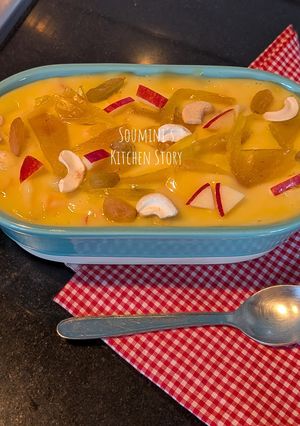 A picture of Fruit custard.