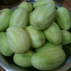 A picture of Sweet grated mango pickle.