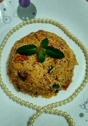 A picture of Tawa pulao.