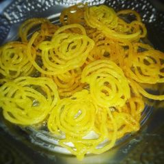 A picture of Instant Jalebis.