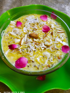कस्टर्ड सेवई खीर (Custard sevai kheer recipe in hindi) रेसिपी मुख्य फोटो