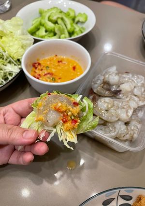 รูปของ กุ้งสดราดน้ำจิ้มซีฟู้ดถั่วตัด