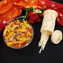 A picture of Kurkure Chat.