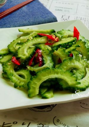 涼拌苦瓜 的食譜成品照片