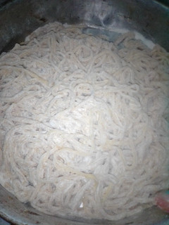 Una foto de Tallarines caseros / pasta casera