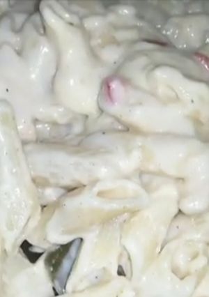 صورة لوصفة معكرونه بالوايت صوص