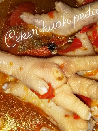 Langkah Gampang Membikin Resep Ceker kuah pedas yang Uenak Anti Ribet, Bisa Manjain Lidah