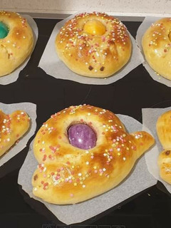Una foto de Monas de Pascua infantil