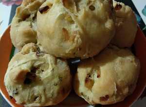 Una foto de Pancitos veganos de cebolla