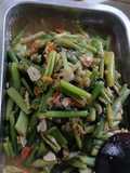 Oseng sayur lompong anti gatal (batang talas)