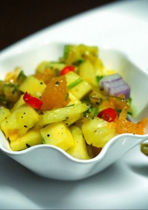 A picture of Caribbean Orange-Pineapple Salad.