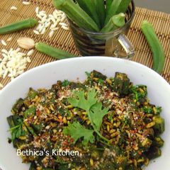A picture of Okra Stir Fry with Puffed Rice.