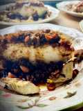 Bacalao a la miel sobre cama de alcachofas