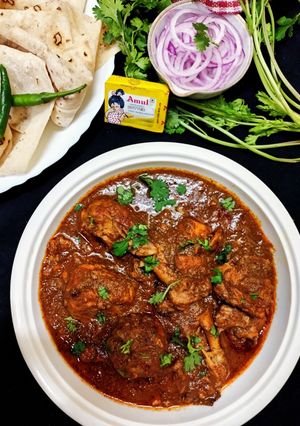 बटर चिकन (butter chicken recipe in Hindi) रेसिपी मुख्य फोटो