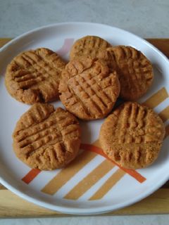 Mogyoróvajas keksz recept fotója