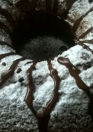 Una foto de Torta con postre de chocolate 🍫 y banana