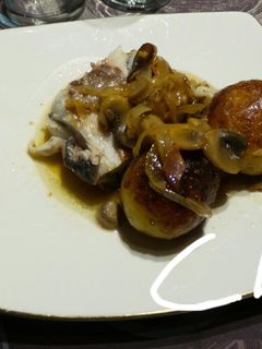 Una foto de Lomos de lubina rellenos de champiñones