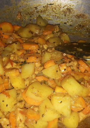 Foto resep Aaloo gajar