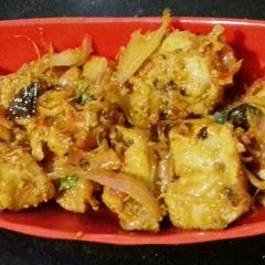A picture of Chicken chakna.