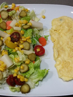 Una foto de Ensalada completa y saludable