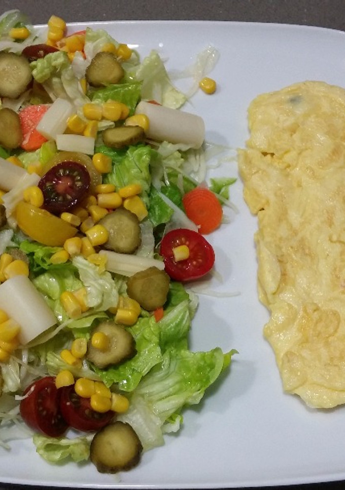 Una foto de Ensalada completa y saludable