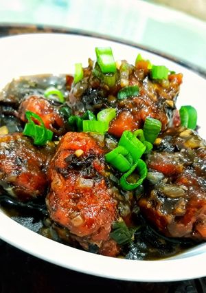 A picture of Veg. Manchurian.