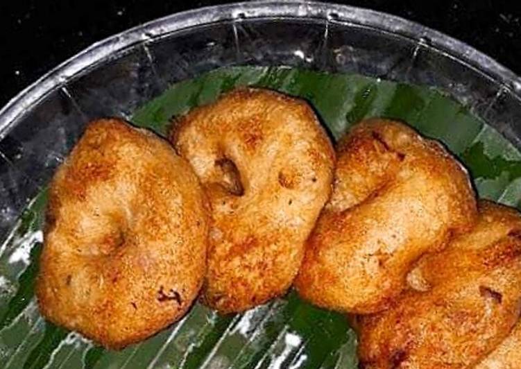 How to Make Homemade Medu vada