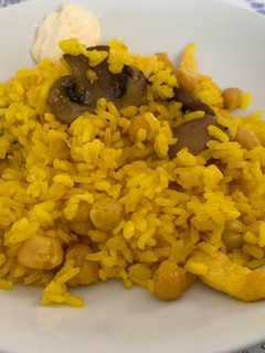 Una foto de Arroz con lo que hay por casa