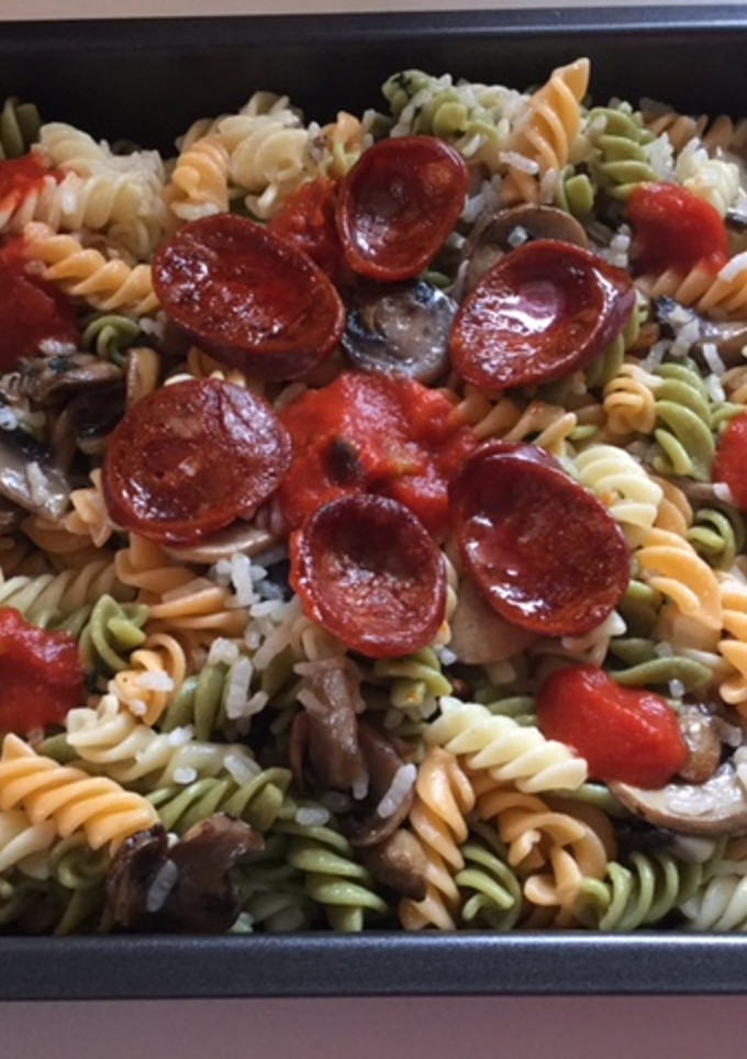 Una foto de Macarrones de verdura con arroz