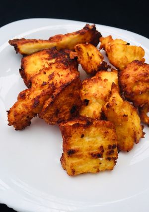 A picture of Awaran madara (fresh milk tofu).