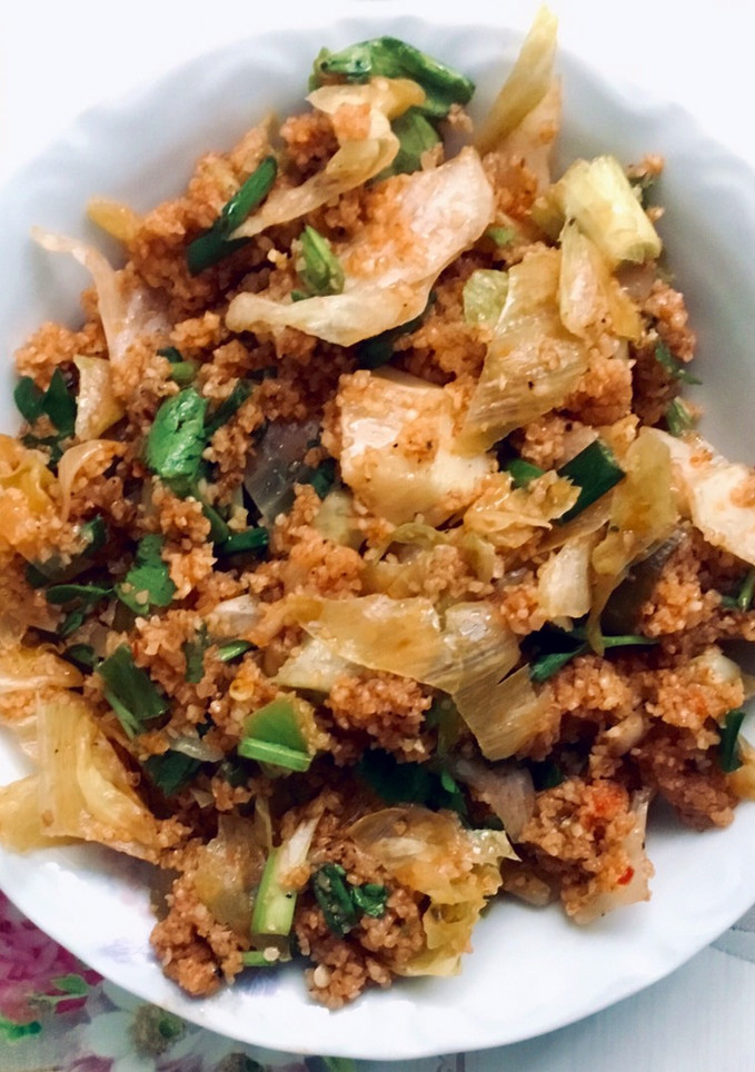 A picture of Kısır (Fine Bulghur Salad).