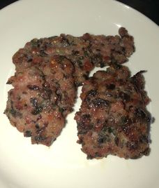 thịt băm chiên mộc nhĩ