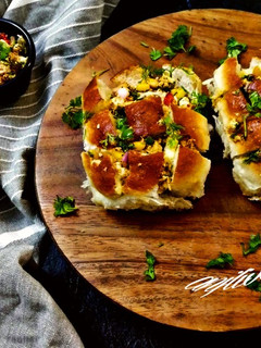 पेरी पेरी पुलआउट पाव (Peri peri pullout pav recipe in Hindi)) रेसिपी मुख्य फोटो