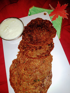 आलू कूट्टू पैनकेक (Aloo kuttu pancake recipe in hindi) रेसिपी मुख्य फोटो