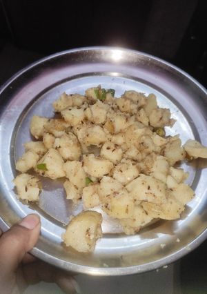 जीरा आलू (Jeera aloo recipe in hindi) रेसिपी मुख्य फोटो