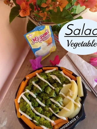 Langkah Gampang Membuat Resep  Salad Vegetable Simple yang Enak, Lezat