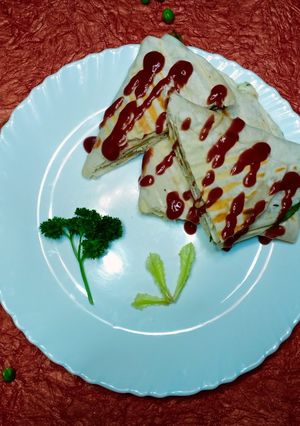 A picture of Chicken Tortilla Triangles.