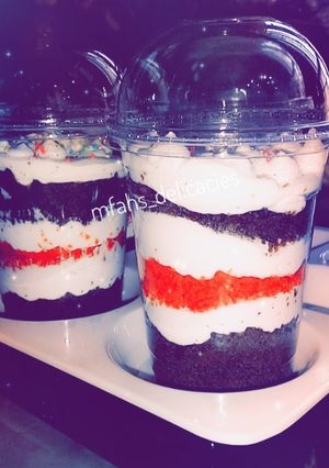 A picture of Chocolate and red velvet parfait 🥤.