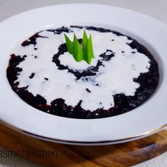 A picture of Indonesian Black Rice Porridge with Coconut Milk.