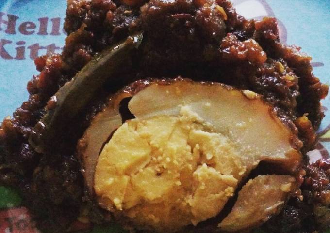 Rendang Telur