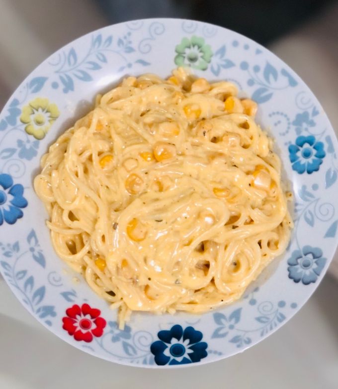 Una foto de Espaguetis a la crema
