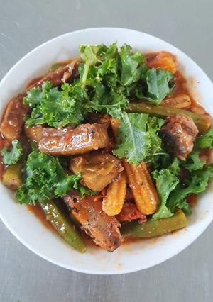 Hình của món Rau củ sốt cá mòi.