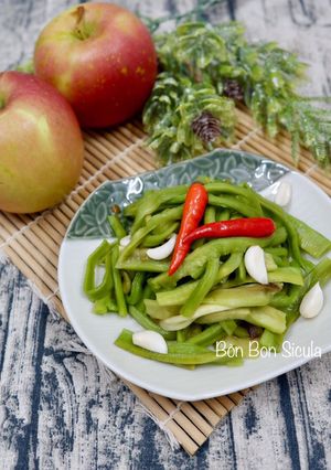 Hình của món Rau Tiến Vua Ngâm Chua Ngọt.