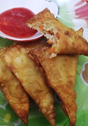 Foto resep Pangsit isi roghut ayam