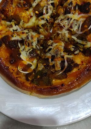 A picture of Chicken pizza.