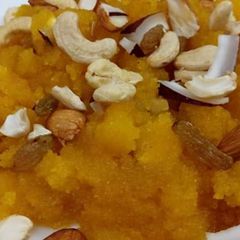 A picture of Soji ka halwa.