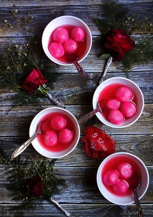 রোজ রসগোল্লা (Rose rosogolla recipe in Bengali) রেসিপির প্রধান ছবি