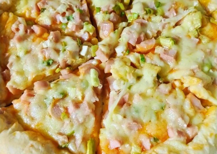 Resep Pizza sosis keju mozzarella dengan roti yang empuk, Sempurna
