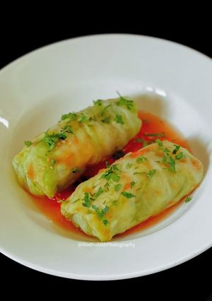 A picture of Cabbage Rolls.