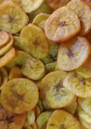 A picture of Home made plantain chips.